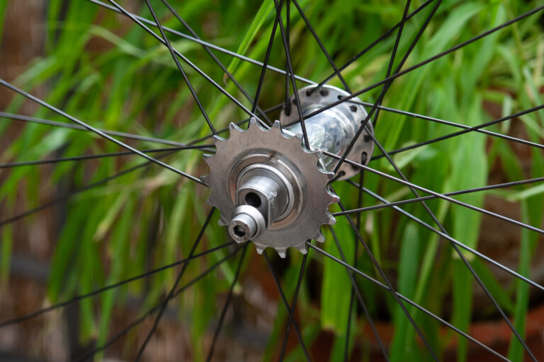 Rückspiegelperspektive – Warum laute Fahrradnaben kein Sportauspuff sind