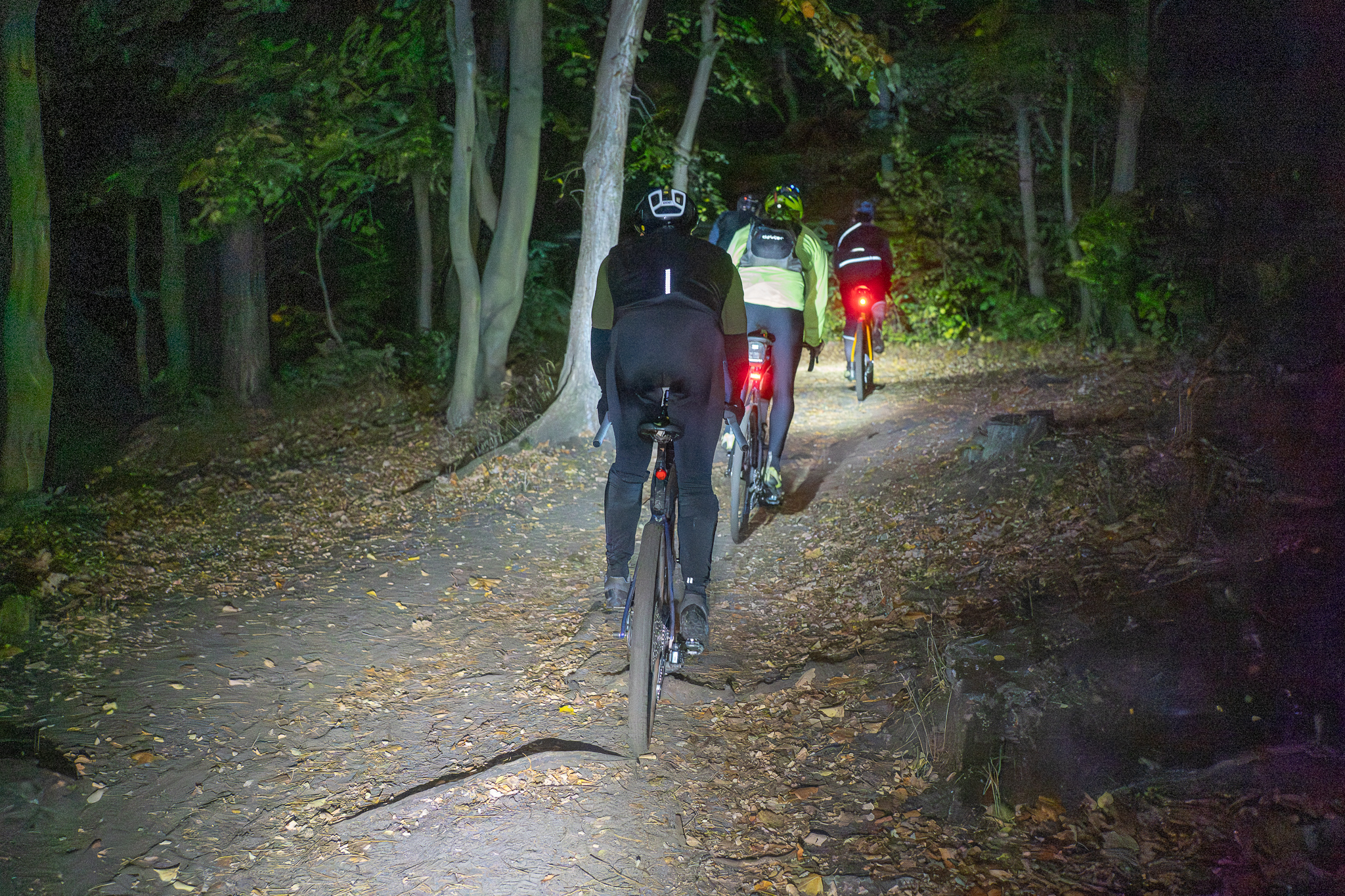 CX FAR Dreckiger Donnerstag: Unterholz